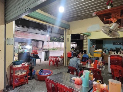 Bán nhà mặt phố an bình, dĩ an, tp hcm. dt 183m2, 2 tầng, 20 phòng. sổ hồng, giá 8.5 tỷ. 0