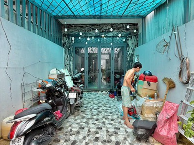 Nhà 4x25m trệt lầu, hẻm xe tải vị trí đẹp gần trường học tô ngọc vân 3