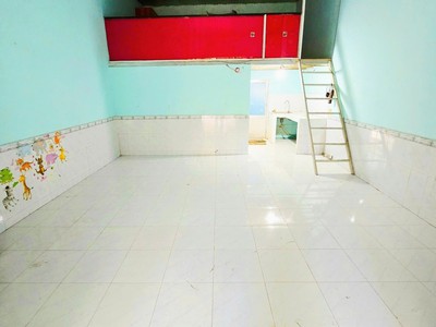 Nhà trệt lững 54m2, ngang khủng 5m, đường nhựa xe tải 7m thông. khu dân cư cao cấp khép kín, đầy đủ 3