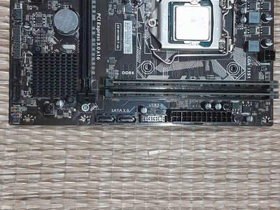 Bán bộ máy tính core i5 6500 main h110m ram 32gb 0