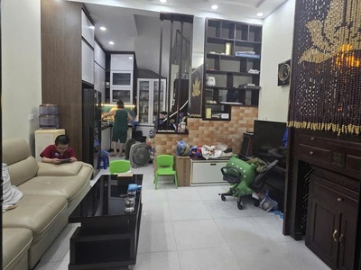 Bán nhà nguyễn khánh toàn, nhà đẹp dân xây, ngõ thông kinh doanh   nhỉnh 7 tỷ 0