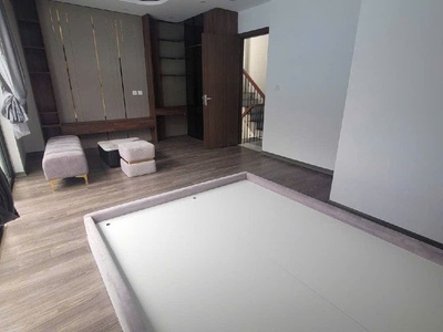 Bán nhà phố trạm   tư đình   50m    5 tầng   4 ngủ   full nội thất   8,15 tỷ   gần ô tô 2