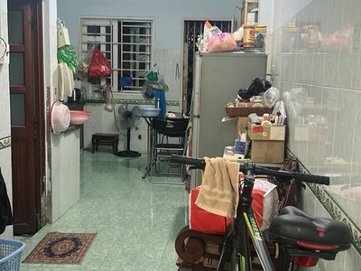 Bán nhà mặt tiền nb văn cao 70m , 2 lầu st - gần trường gtvt 4