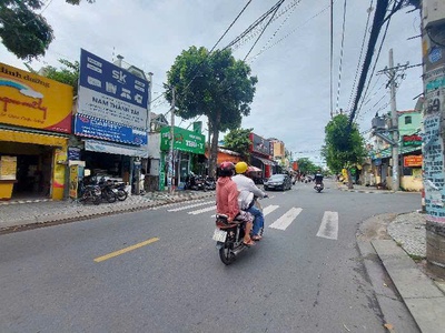 Bán xưởng  10.2x28  mặt tiền đông hưng thuận 10, q12 giá rẻ 2