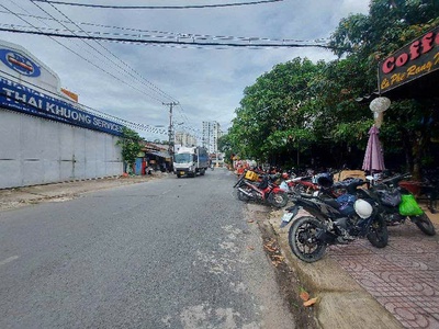 Bán xưởng  10.2x28  mặt tiền đông hưng thuận 10, q12 giá rẻ 3