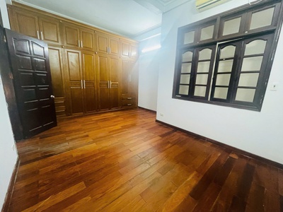Bán nhà khu hoàng quốc việt 70m, ô tô vào nhà, giá 20.5 tỷ 3