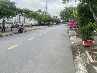  bán gấp   nhỉnh 10 tỷ   98m    5 tầng   xe hơi vào nhà   xô viết nghệ tĩnh, p26, bình thạnh  2