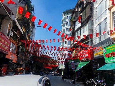 Mặt phố cổ phố  hàng than   10 tầng   thang máy   sổ riêng full thổ cư,1 sổ 1 chủ  diện tích 90m 1