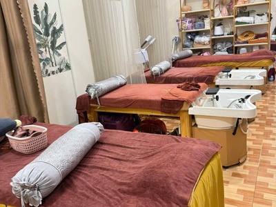 Sang tiệm spa - nail - gội có chỗ ở lại quận bình tân 2