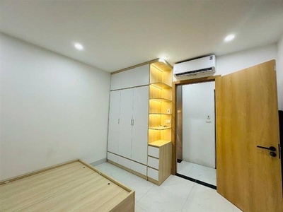 Cầu giấy 35m x5 tầng-7,7 tỷ nhà đẹp,ngõ ba gác,thông các ngả,gần phố 3