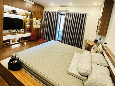 Bán Nhà Thạch Bàn, Long Biên 6T, 43m2, giá 8,62 tỷ  ô tô đỗ cửa 2