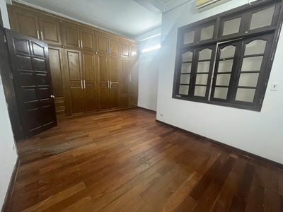 Cho thuê nhà ngõ 61 Phạm Tuấn Tài, Cầu Giấy 76m x 4T, 6PN4VS giá 25tr, ô tô tránh 3