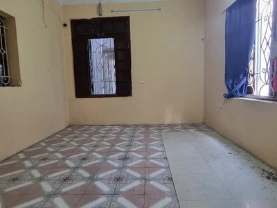 Nhà dân xây kiên cố 3 tầng mặt ngõ thông ô tô đỗ cổng phố hồng tiến 36m2  5.2 tỷ. 1
