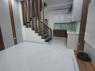 Nhà Khương Trung - Phân Lô - Oto 5 Tạ Đỗ Cửa - Ngõ Thông 0
