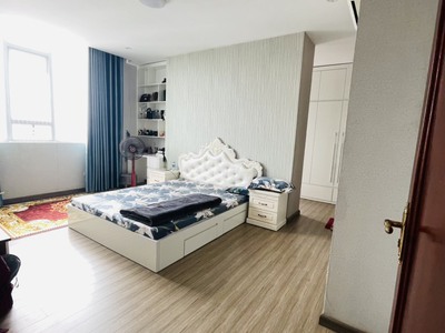 Siêu phẩm cc 85 hạ đình 206m2, 4n4vs, full nội thất cao cấp. giá 10.5 tỷ 1