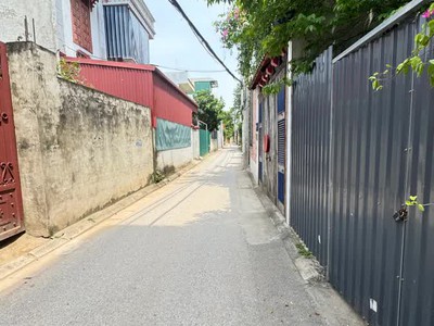 Bán nhà mặt phố bắc cầu 35m2 x 3 tầng mt 4m,4.5 tỷ long biên hà nội. 4