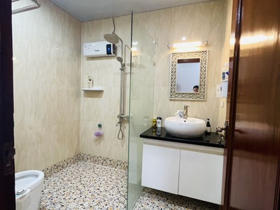 Siêu phẩm cc 85 hạ đình 206m2, 4n4vs, full nội thất cao cấp. giá 10.5 tỷ 2