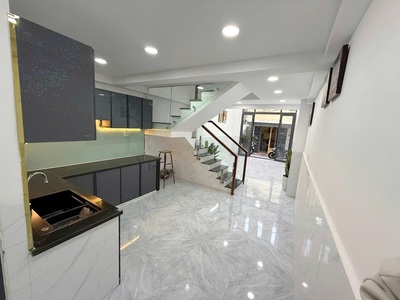 Nhà mới 4 tầng hẻm 90 âu dương lân p3 q8 giá chỉ nhỉnh 5 tỷ 3