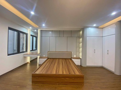 Nhà Khương Trung - Phân Lô - Oto 5 Tạ Đỗ Cửa - Ngõ Thông 3