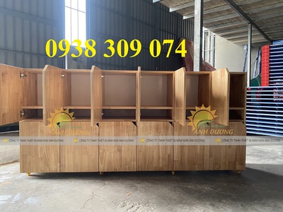 Tủ cặp mầm non gỗ cao su, tủ đựng balo mầm non MDF 1
