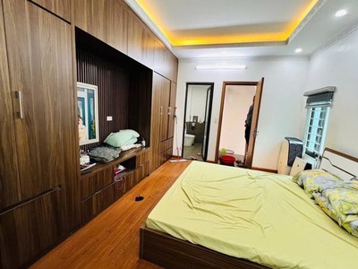  hiếm   nhà 5 tầng đường 422 gần ngã tư trôi - chỉ 3,8 tỷ   1