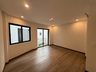 HÀNG SIÊU HIẾM - Rẻ nhất khu Thanh Am - Nhà đẹp lô góc Long Biên 5