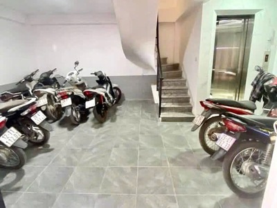 Vip khu vực tây hồ -12 căn hộ - 7 tầng thang máy - lô góc 3 mặt thoáng   40m2   13,9 tỷ. 1