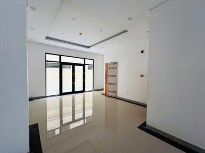Cho thuê nhà 4 tầng xây thô, hoàn thiện tầng 1 và mặt ngoài tại kdl đồi rồng, đồ sơn, hải phòng 1