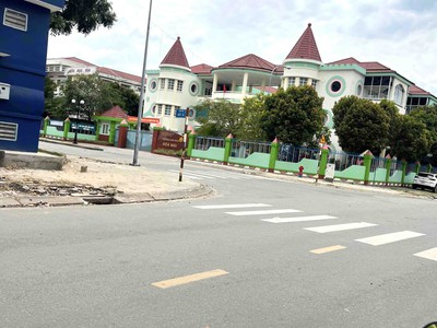 Bán đất đẹp mặt tiền 147m  kdc bình chiểu thủ đức   đường 10m có vỉa hè, giá chỉ 7.5 tỷ, tiềm năng 2