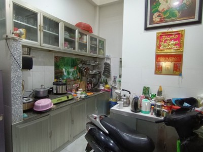 Bán nhà trịnh đình trọng - sd 388m2 sàn, ngang 4m3 - hẻm 10m xe tải thông 2