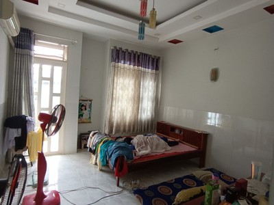 Bán nhà trịnh đình trọng - sd 388m2 sàn, ngang 4m3 - hẻm 10m xe tải thông 3