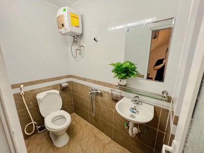 Nhà mới ngõ lan bá hồ ba mẫu 232m2 x 5 tầng  6.5 tỷ đống đa hà nội. 4