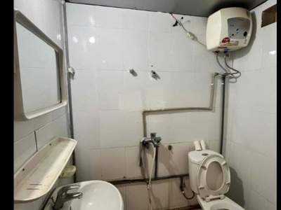 Cho thuê nhà ngõ 211 khương trung làm căn hộ dịch vụ, vpcty 57m2 x 3 tầng, 5n, 15tr/th 2