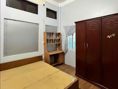 Cho thuê nhà ngõ 211 khương trung làm căn hộ dịch vụ, vpcty 57m2 x 3 tầng, 5n, 15tr/th 3