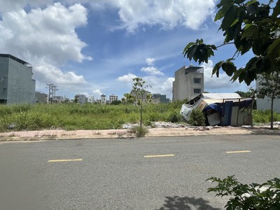 Bán đất 100m ,đường nhựa vài ô tô thông thoáng,gần đhqg tphcm,giá đầu tư 1