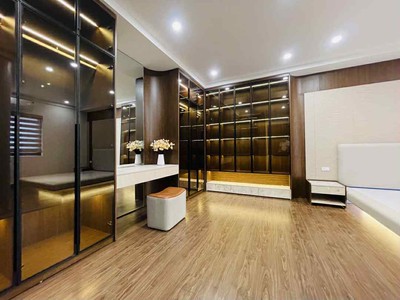 Bán nhà giải phóng, hoàng mai 80m lô góc, mặt tiền rộng, ô tô vào nhà, thông số vàng cực phẩm, 3