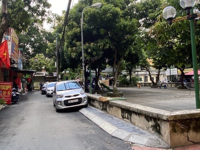 Bán nhà phố trần tử bình 34m, 4 tầng vỉa hè ô tô kinh doanh 13.5 tỷ 0