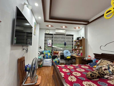 Cchủ cần tiền bán gấp- phố trương định- 42m2- 5t -7.5ty  ctl  ngõ rộng đẹp - thoáng trước sau 2