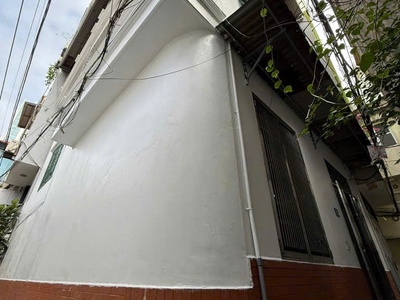 Nhà lạc long quân 70m, 5 tầng, lo góc 3 thoáng, mới tinh, full nội thất 4
