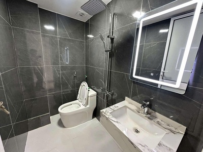 Hoàng câu ô tô vào nhà dt 50 m,5 tầng, 2 mặt ngõ, yên tĩnh, rộng rãi, sổ đỏ sắn sàng, 0