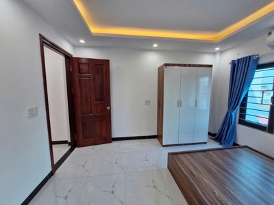 Phú lãm hà đông nhà mới  40m 5t thang máy  ngõ nông  ôtô đỗ cửa  gần chợ gần các trường đại học hơn 1