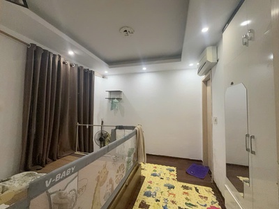 Cần bán căn hộ 68.35m2 chung cư Thanh Hà Cienc 5   6 toà mặt đường 3,x tỉ 8