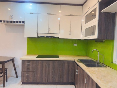 Cần bán căn hộ 68.35m2 chung cư Thanh Hà Cienc 5   6 toà mặt đường 3,x tỉ 9