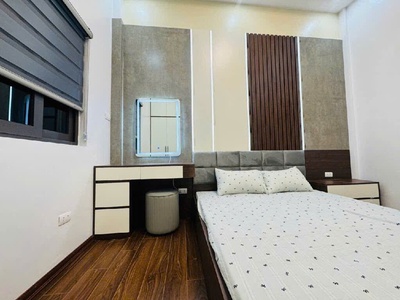 Hoàng câu ô tô tránh, ngõ thông, sát quận ủy đống đa,55 m, 9 ngủ.sổ đỏ sẵn, khu vực trung tâm tiềm 4