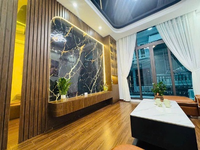 Hoàng câu ô tô vào nhà dt 50 m,5 tầng, 2 mặt ngõ, yên tĩnh, rộng rãi, sổ đỏ sắn sàng, 1