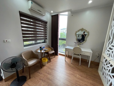 Cho thuê căn hộ lô góc Waterfront City, 1 ngủ  35m2 . 2