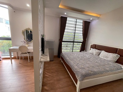 Cho thuê căn hộ lô góc Waterfront City, 1 ngủ  35m2 . 4