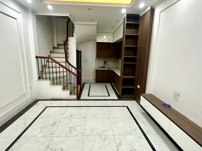 Chỉ 7 tỷ - nhà thụy khuê - ngõ rộng 50m ra oto - đi bộ ra hồ - nhà dân xây chắc chắn - 5 tầng có 0