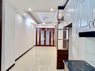 Nhà mới đẹp khuyến lương 32m2 x 5 tầng 6.8 tỷ hoàng mai- hà nội. 2