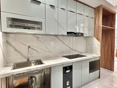 Khu vip nguyễn sơn long biên bán nhà 6 tầng nhỉnh 8 tỷ 2